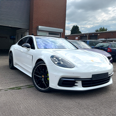 HX20000 Range 2:HX20012B Mountain Peak White Gloss